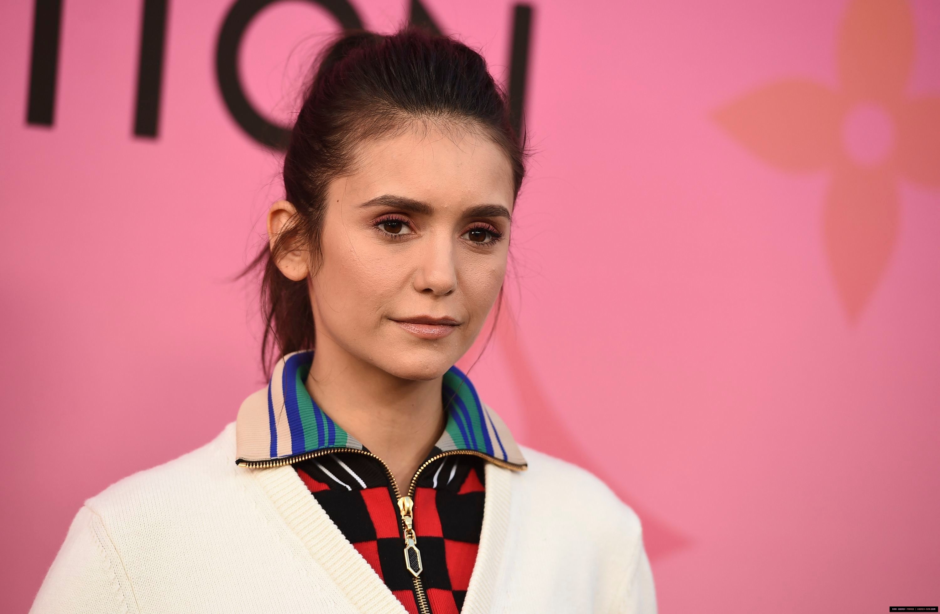 https://e.radikal.host/2025/10/29/nina_dobrev_france0010.jpg