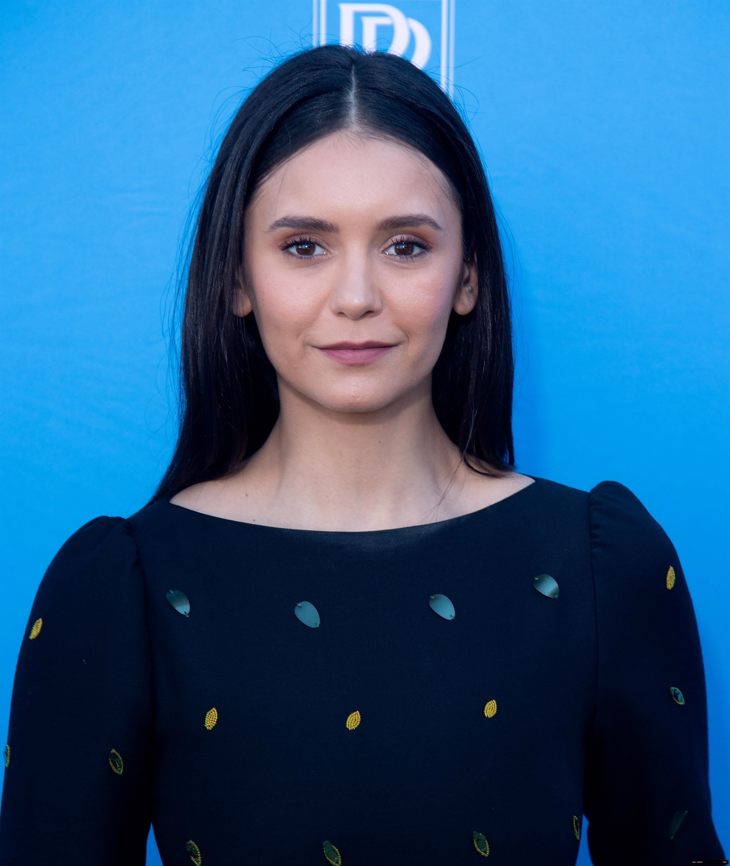 https://e.radikal.host/2025/10/29/nina_dobrev_france00336.jpg