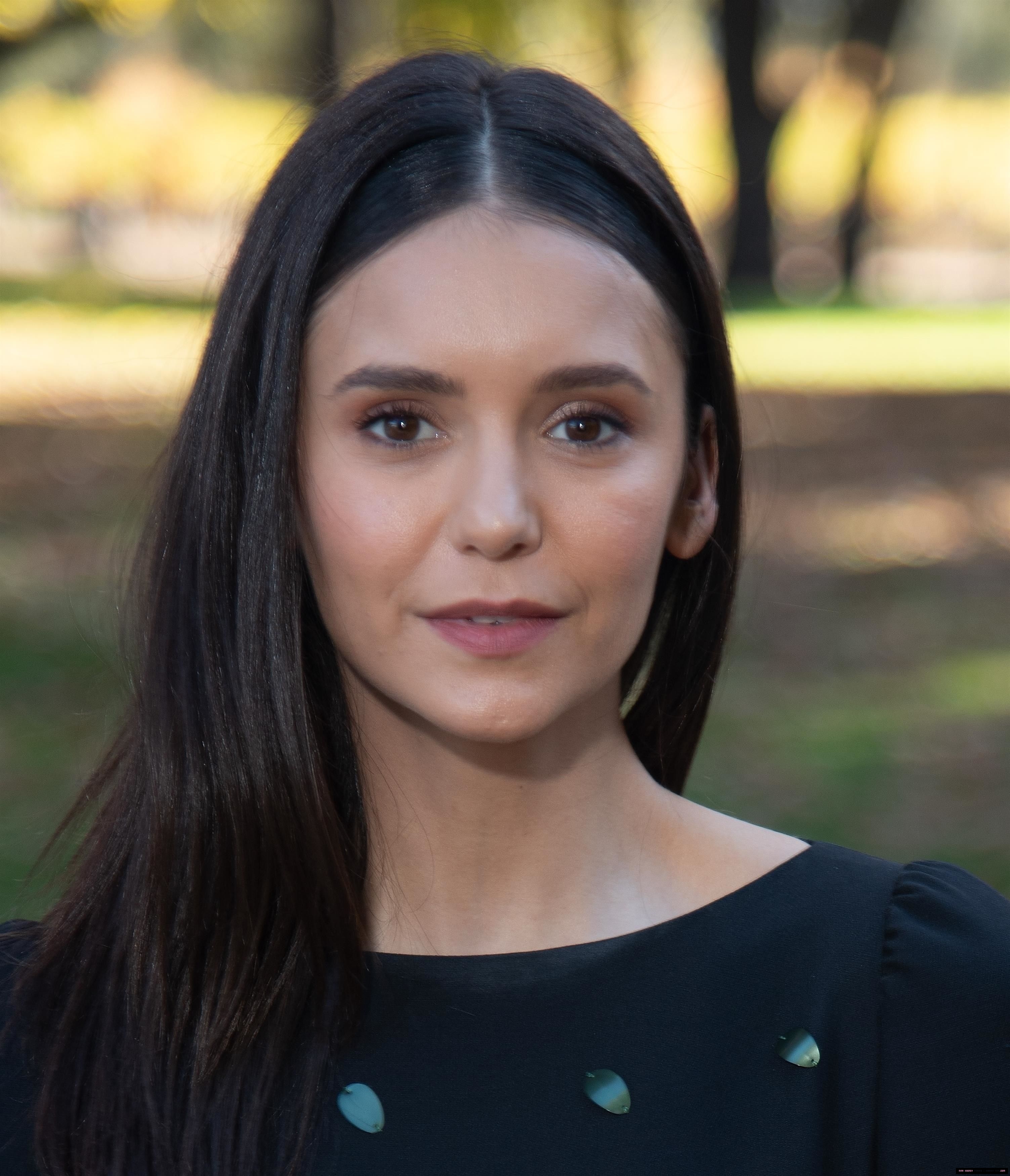 https://e.radikal.host/2025/10/29/nina_dobrev_france01315.jpg