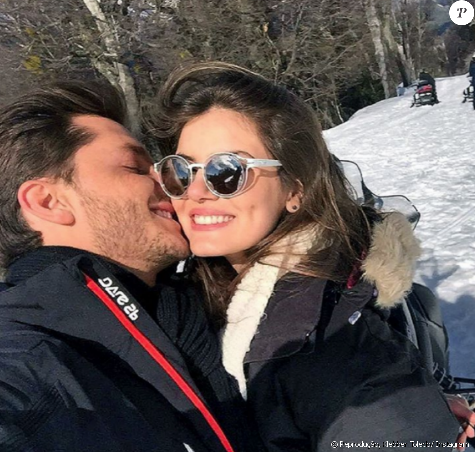 https://e.radikal.host/2025/11/02/1687657-klebber-toledo-assumiu-namoro-com-camila-950x0-4.png