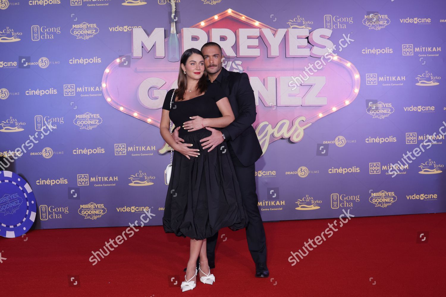 https://e.radikal.host/2025/11/17/claudia-martin-carlos-said-attend-red-carpet-1500w-15440484ef.jpg