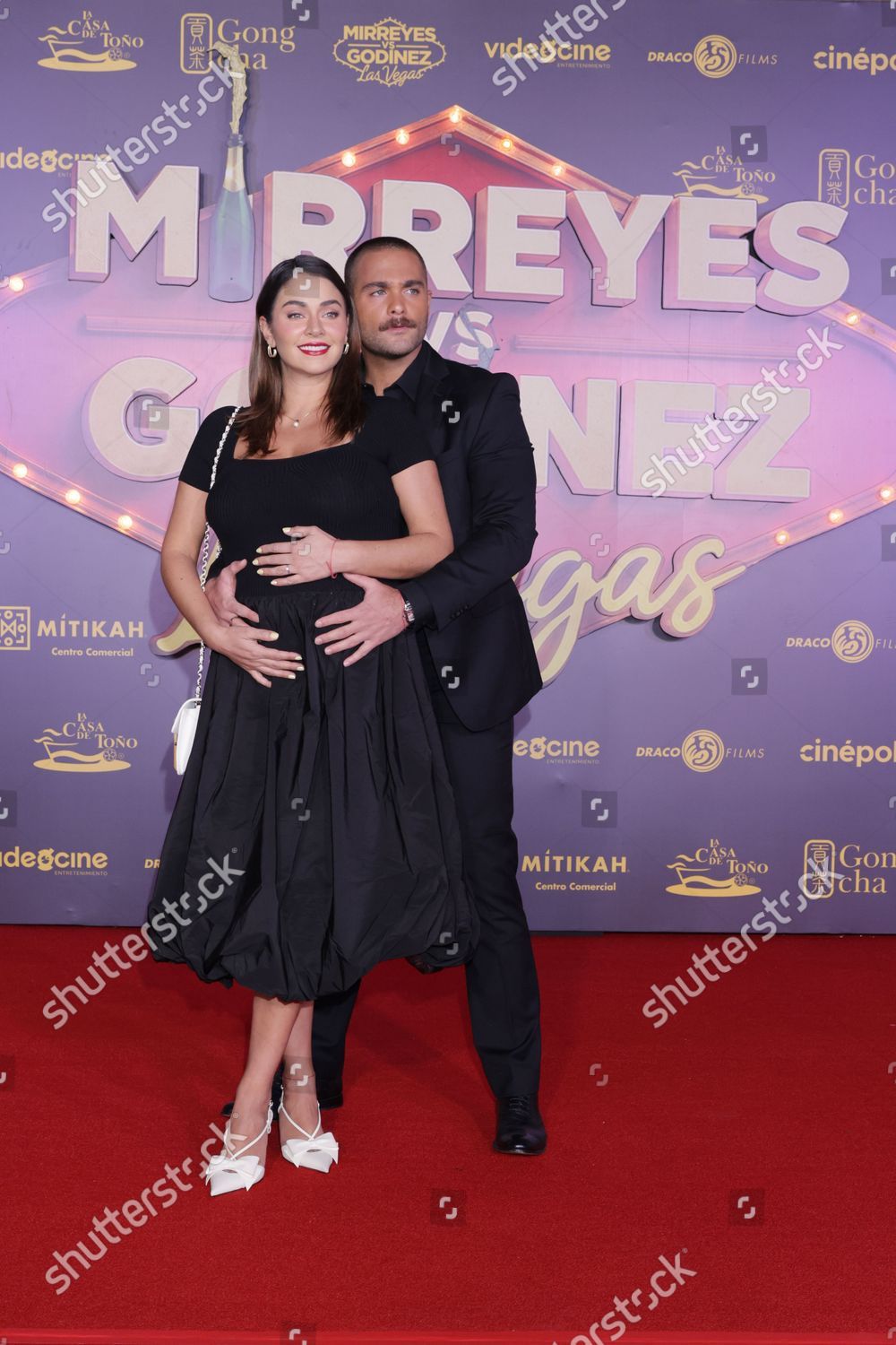 https://e.radikal.host/2025/11/17/claudia-martin-carlos-said-attend-red-carpet-1500w-15440484fo.jpg