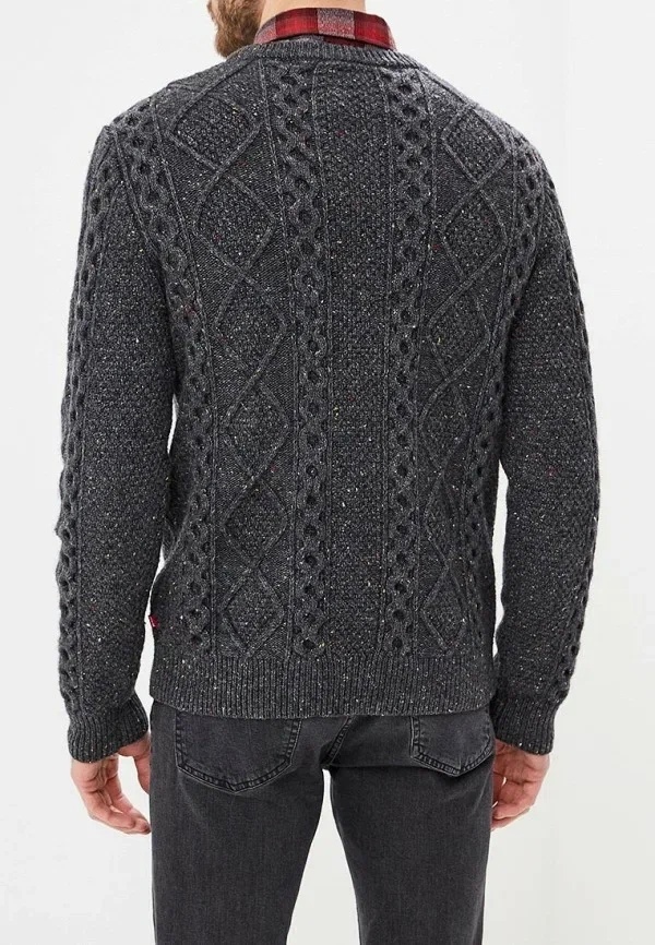 MUZSKOI-DZEMPER-OT-Levis2.jpg