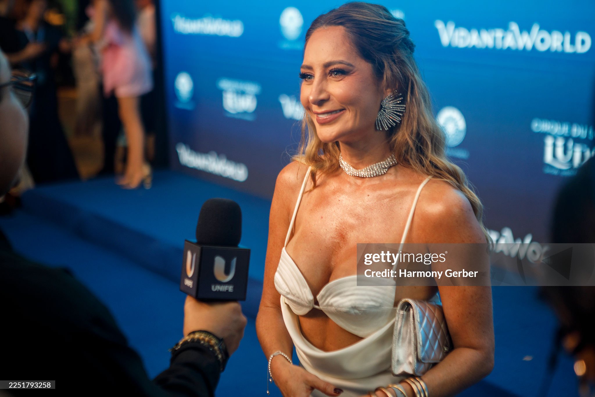 https://e.radikal.host/2025/12/15/gettyimages-2251793258-2048x2048.jpg