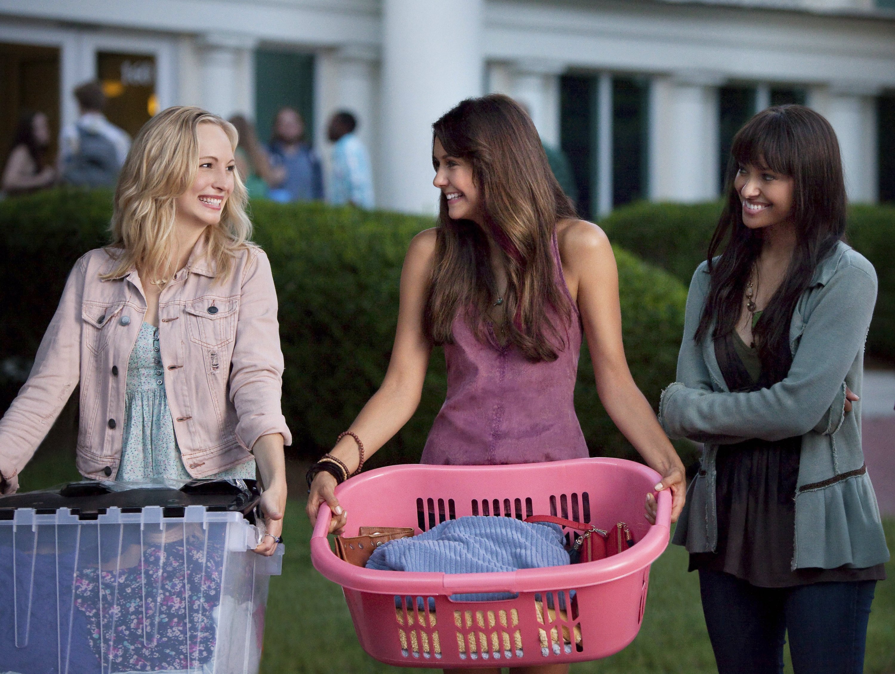 https://e.radikal.host/2026/02/15/TvD_Stills_Season5_28129_.jpg