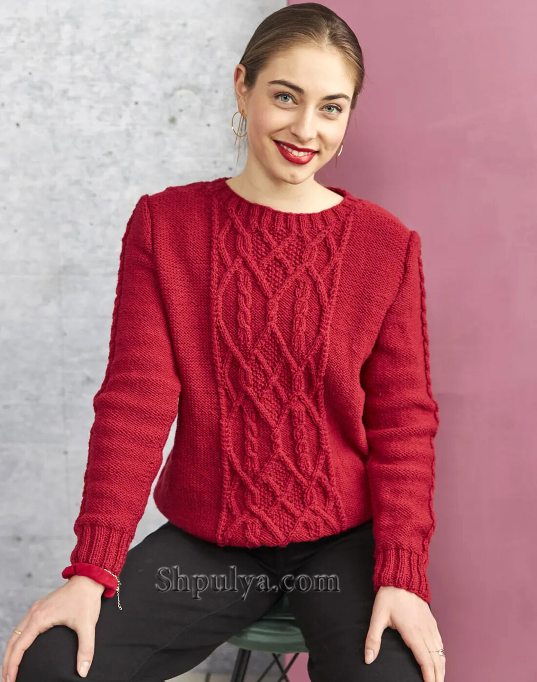 KRASNYI-VYZANYI-PULOVER-S-KOSAMI.jpg