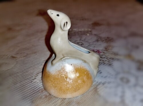 Загадочная собачка