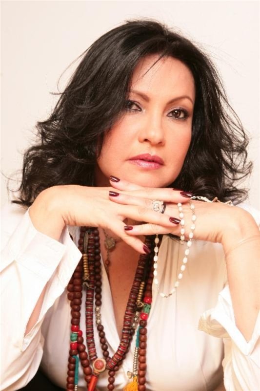 https://e.radikal.host/2026/04/19/Beatriz-Valdes-15.jpg