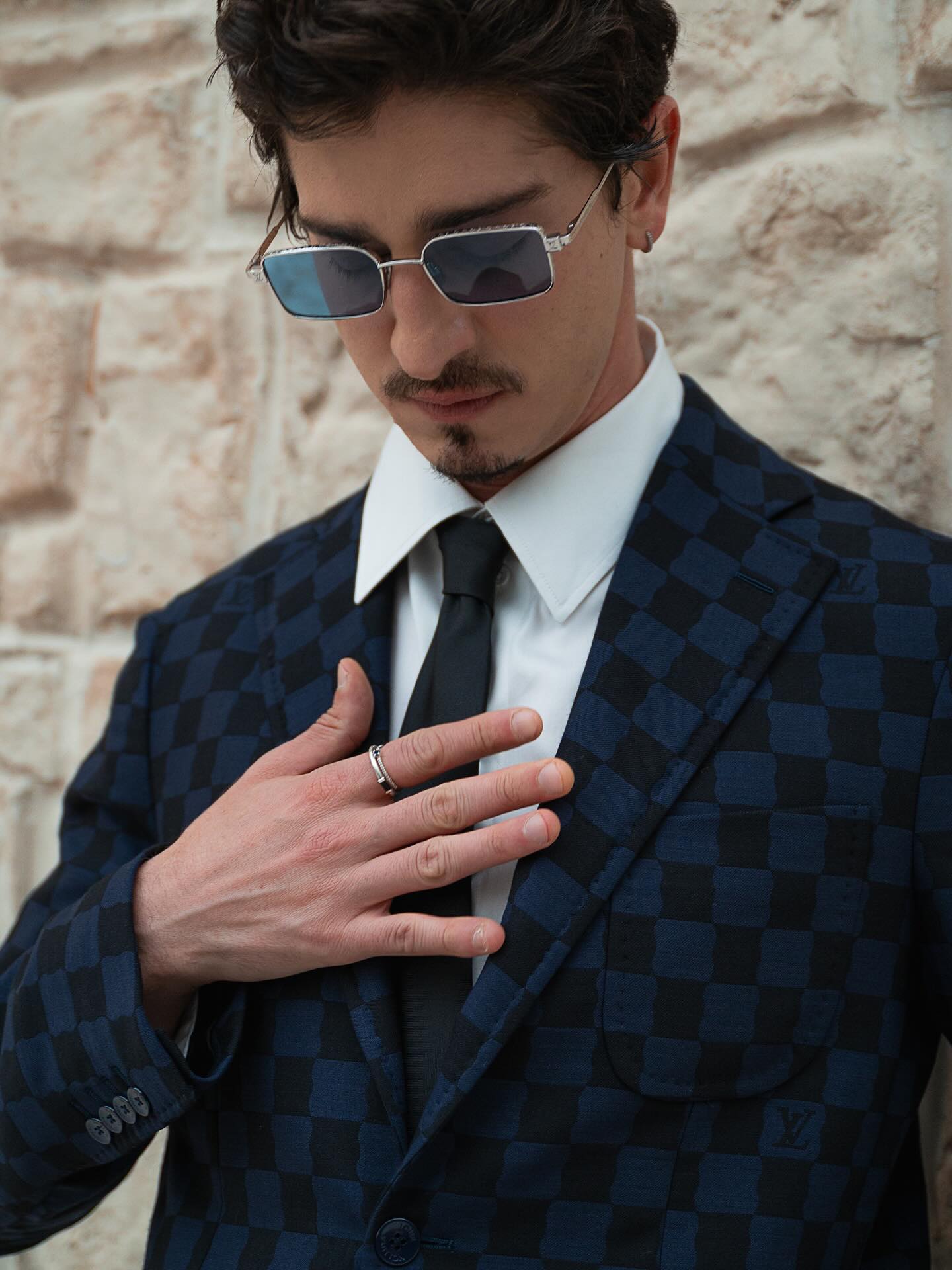 https://e.radikal.host/2026/04/19/johnnyomassaro_534336000_18518207668047060_1862870557770792793_n.jpg