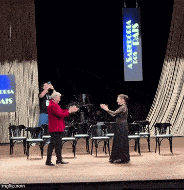 https://e.radikal.host/2026/04/22/apuoeo1.gif