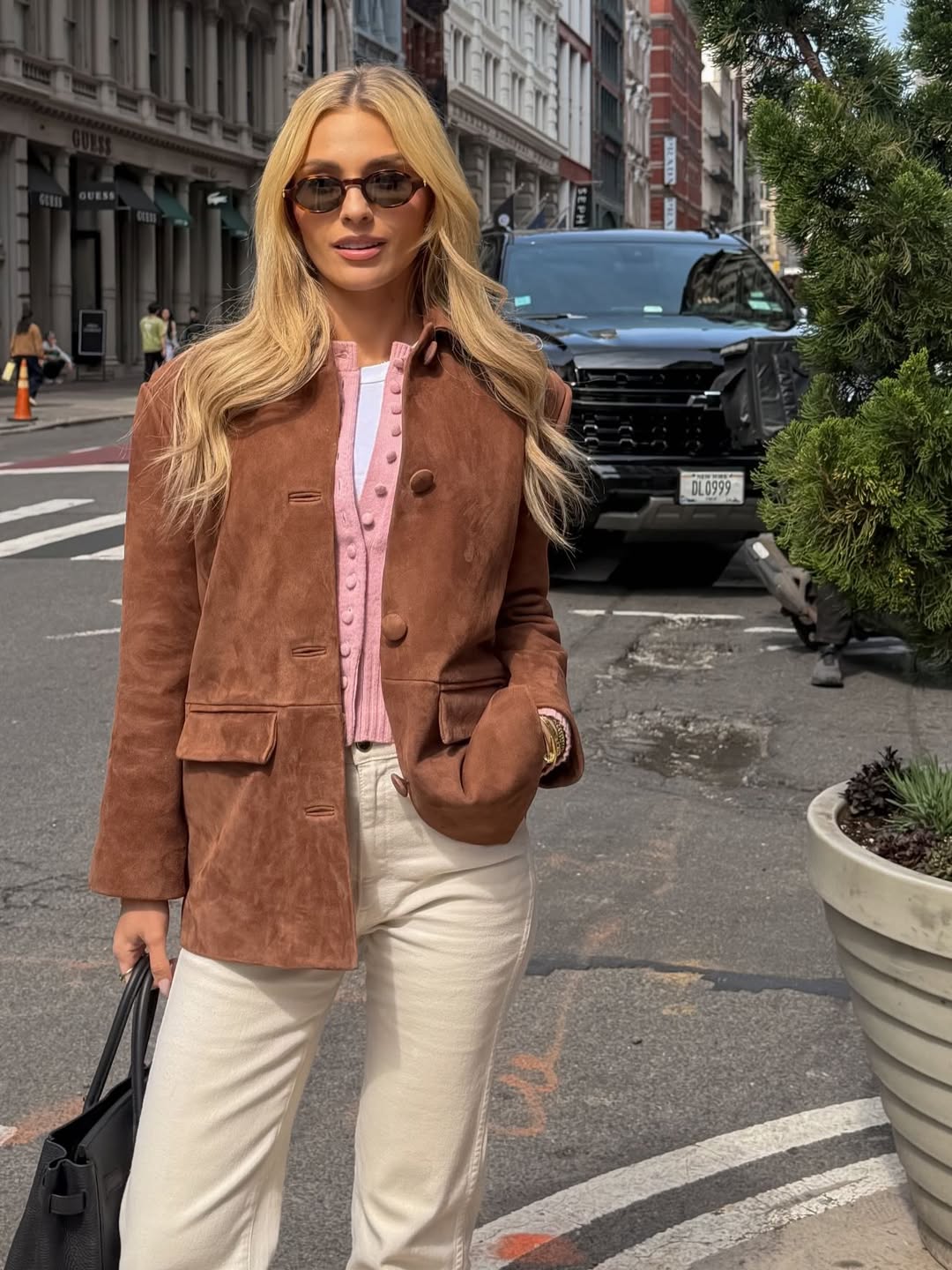 https://e.radikal.host/2026/04/25/SnapInsta.to_659107102_18573363736026694_5727904356671981040_n31715933bbd598b6.jpg