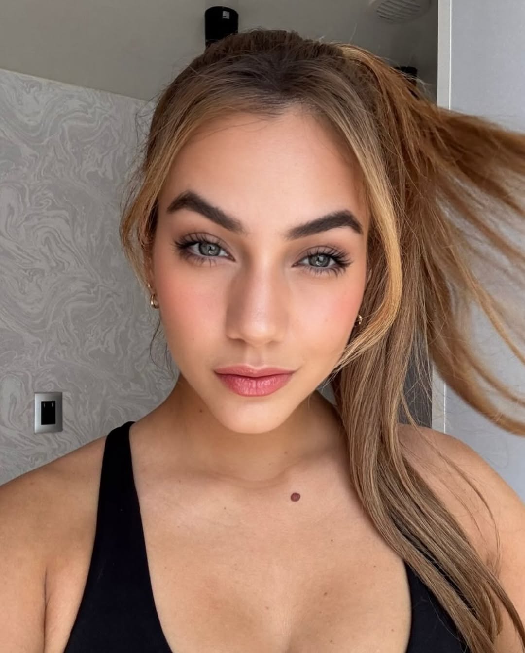 https://e.radikal.host/2026/04/25/SnapInsta.to_670879331_18393788818157776_8841906995483418040_n.jpg