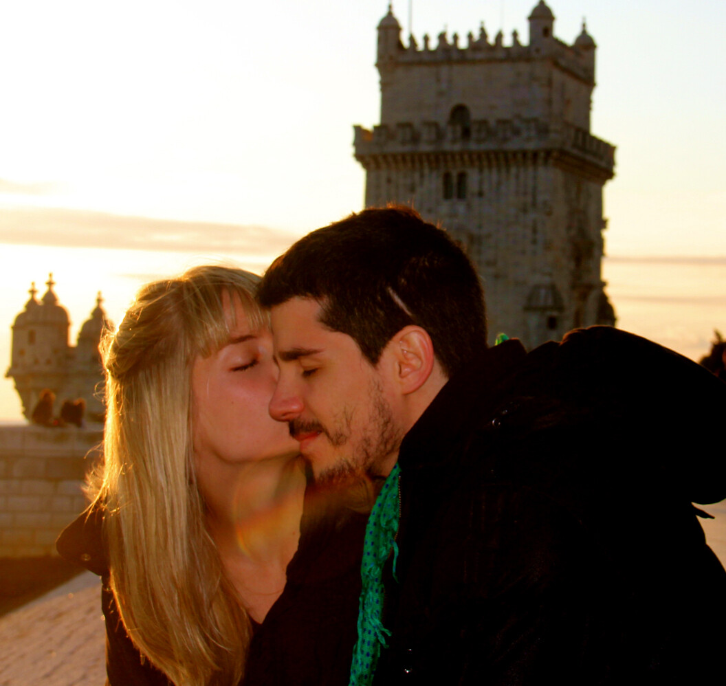 https://e.radikal.host/2026/04/28/Vitoria-Frate-e-Pedro-em-Lisboa.jpg