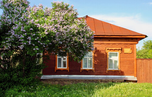 май в городе Серпухове