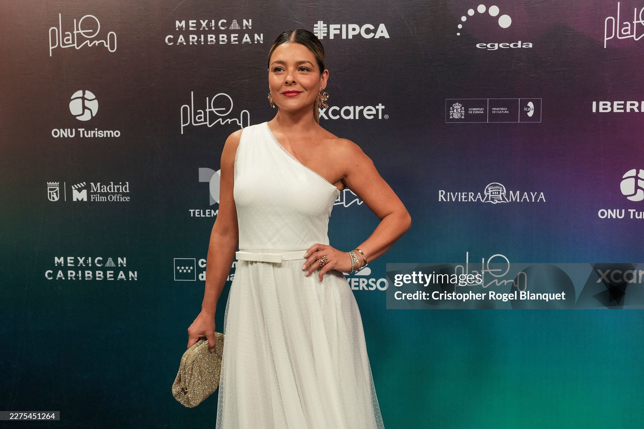 https://e.radikal.host/2026/05/12/gettyimages-2275451264-2048x2048.jpg