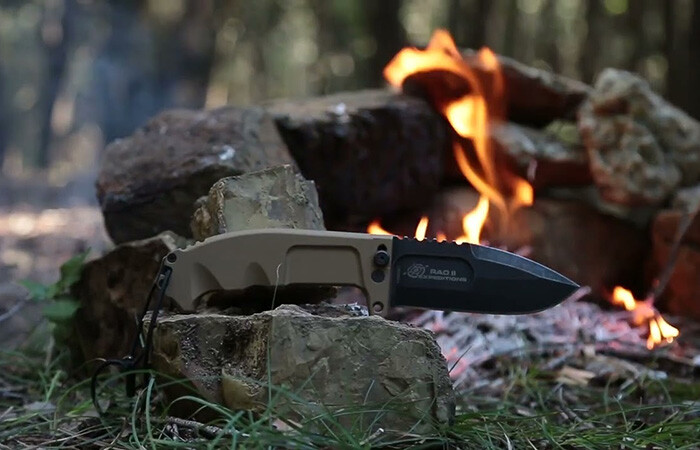 2_armyknif.jpg