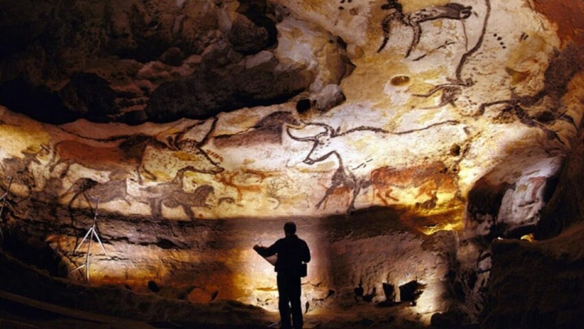 Grottes-de-lascaux-1260x710.jpg