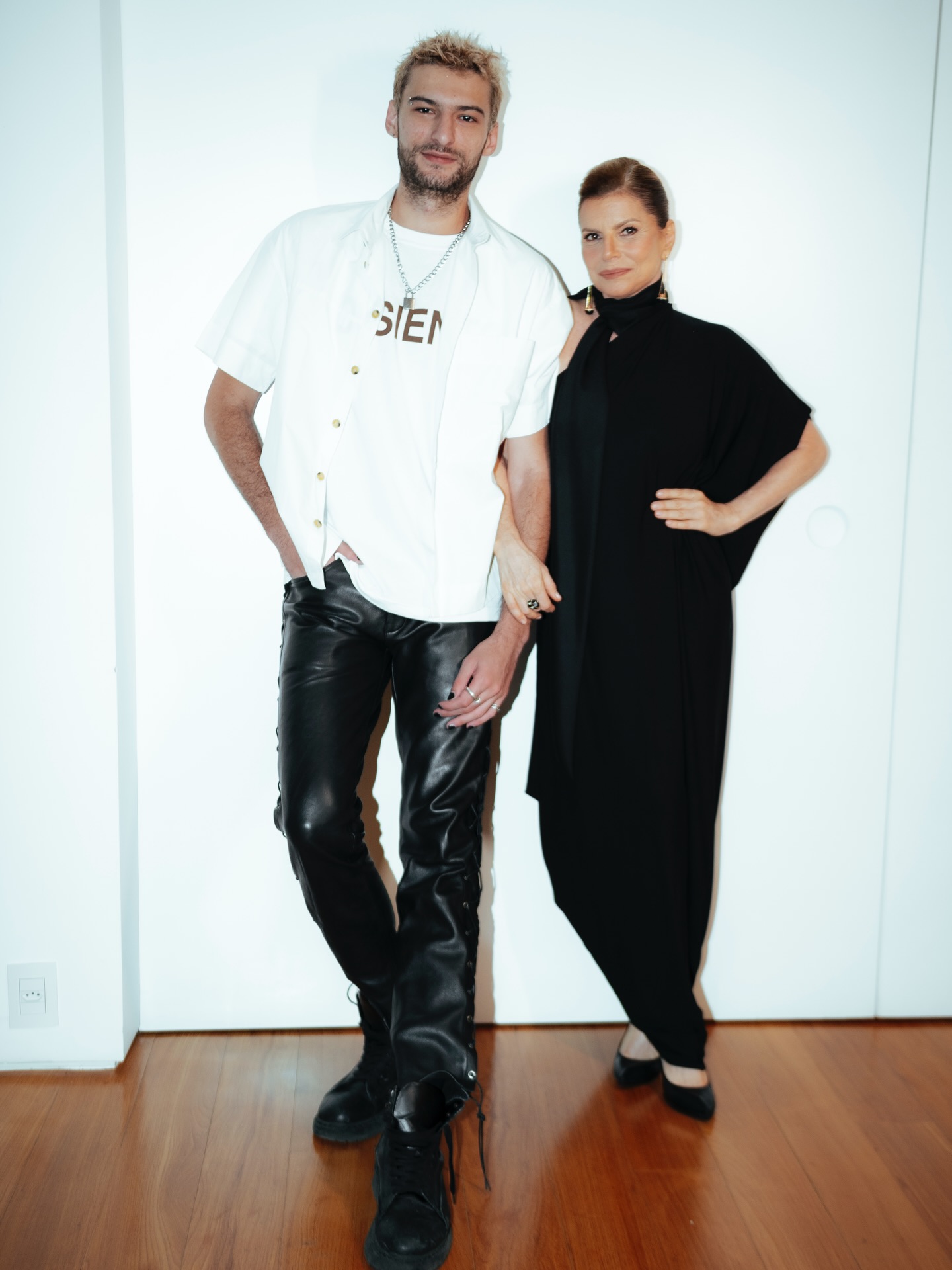 https://e.radikal.host/2026/05/19/DEBORA-BLOK-10.jpg