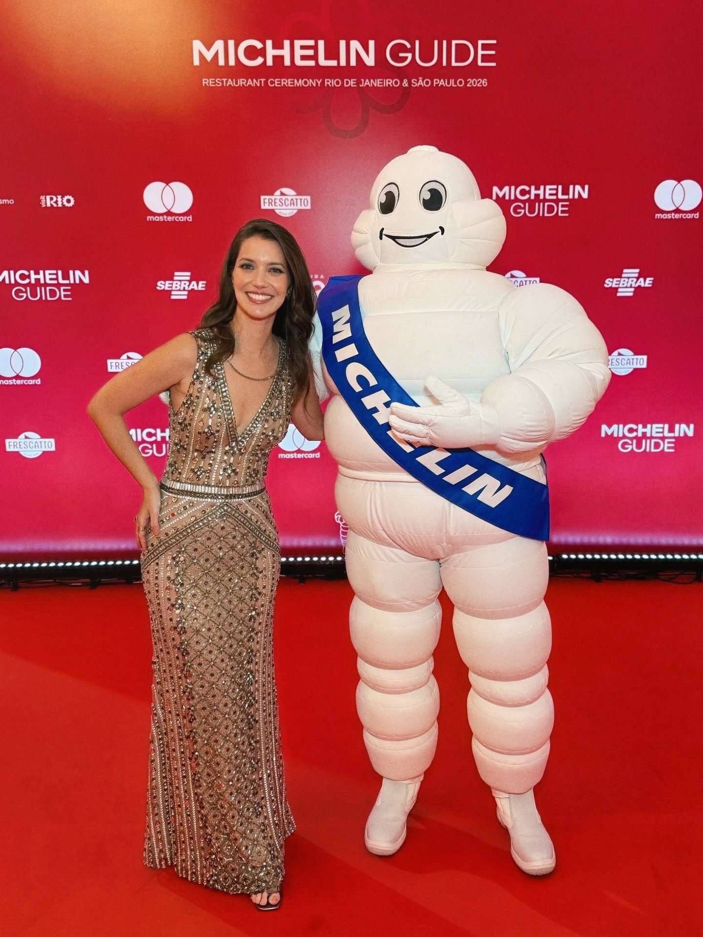 https://e.radikal.host/2026/05/21/NATALIY-DILL-4.jpg