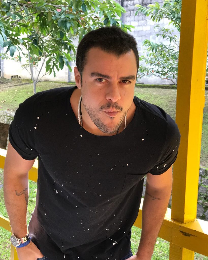 https://e.radikal.host/2026/05/21/joaquim_lopes_video_show-819x1024.jpg