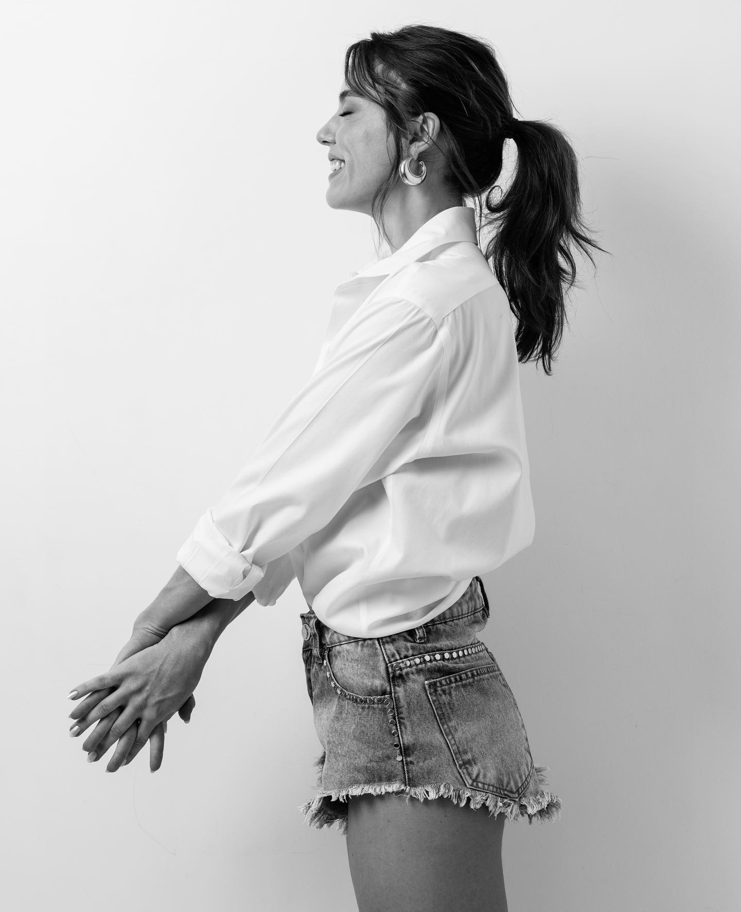 https://e.radikal.host/2026/05/23/alicewegmann_1731156924310.jpg