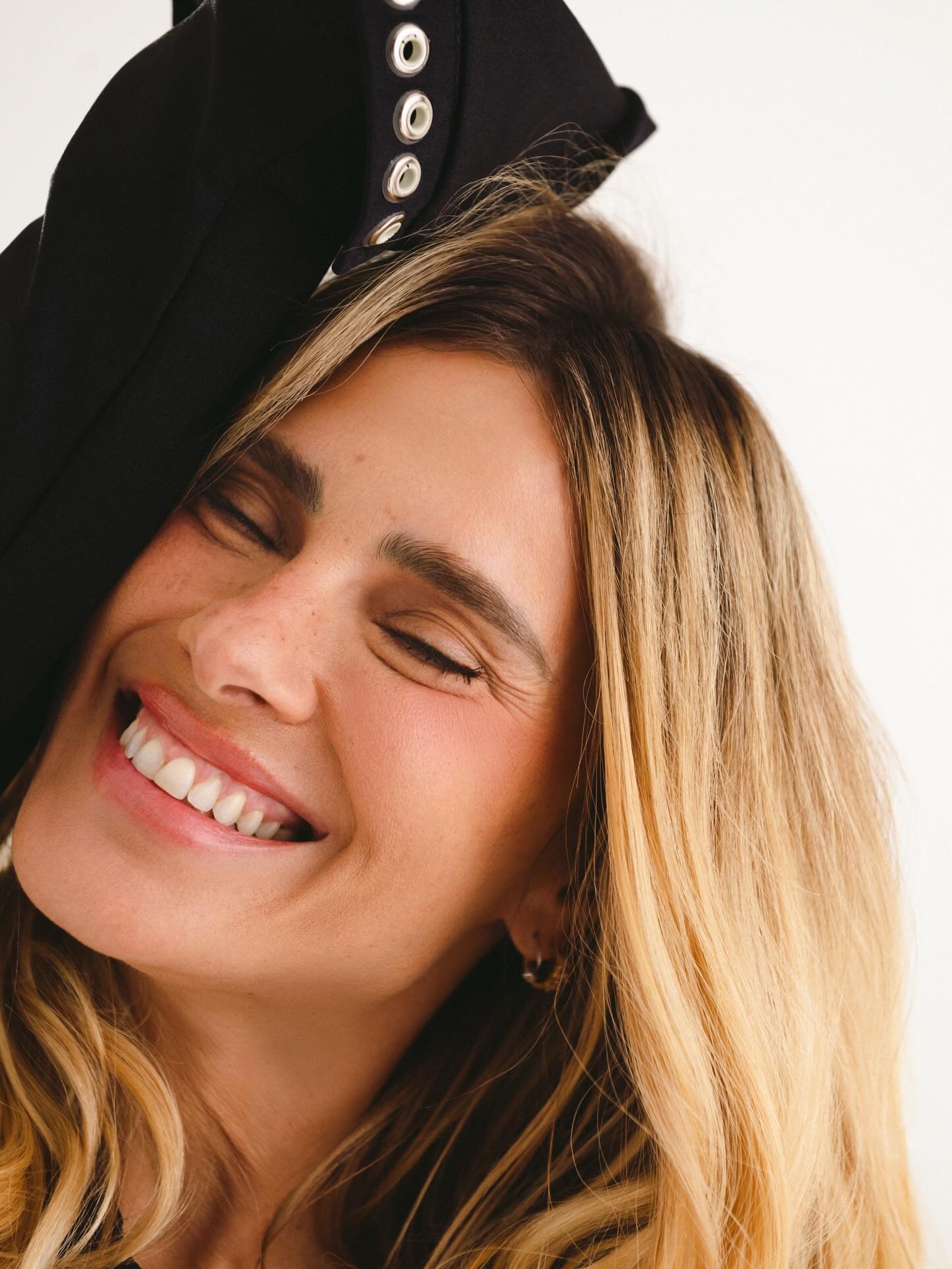 https://e.radikal.host/2026/05/31/KAROLINA-DIKMANN-6.jpg