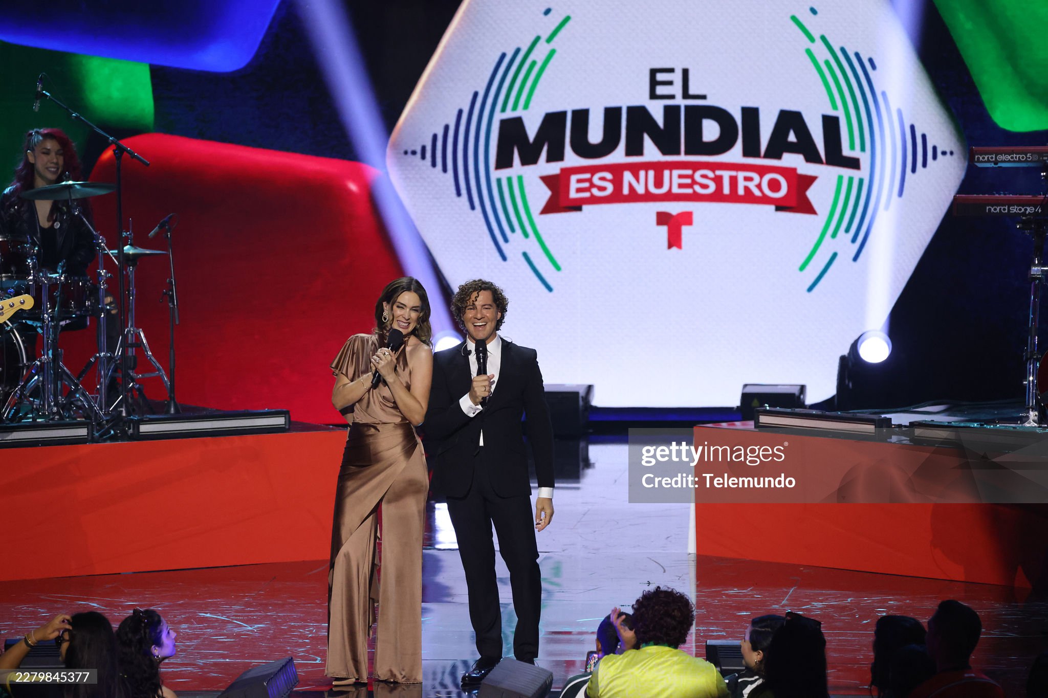 https://e.radikal.host/2026/06/12/gettyimages-2279845377-2048x2048.jpg