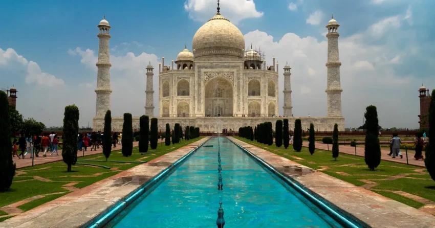 tac-mahal-hindistan-in-essiz-mimari-harikasi-1714907873-954_large.webp