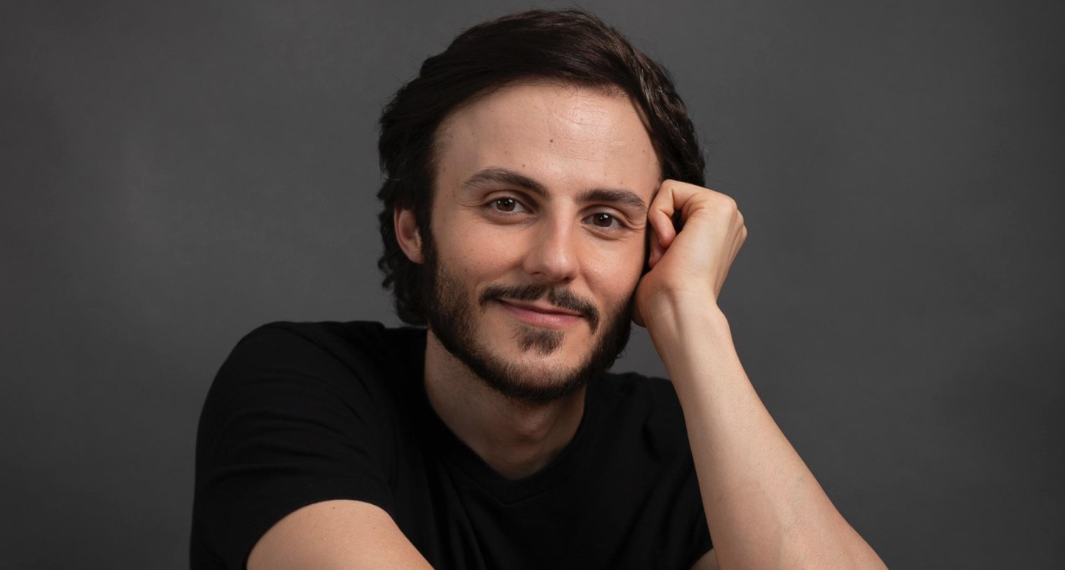 https://e.radikal.host/2026/07/03/MIGEL-BIO.jpg