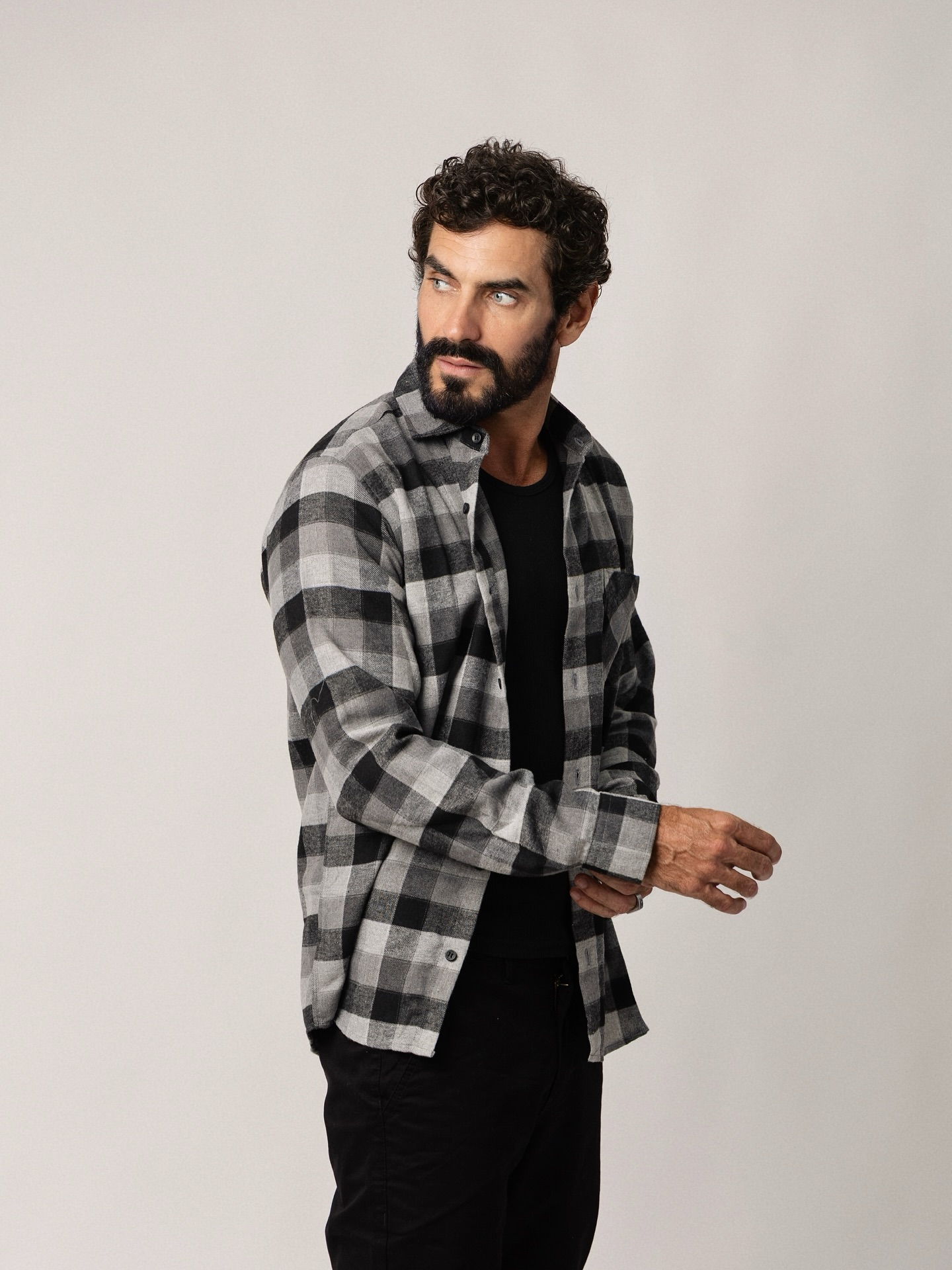 https://e.radikal.host/2026/07/03/NIKOLAS-ANTUNES-6.jpg