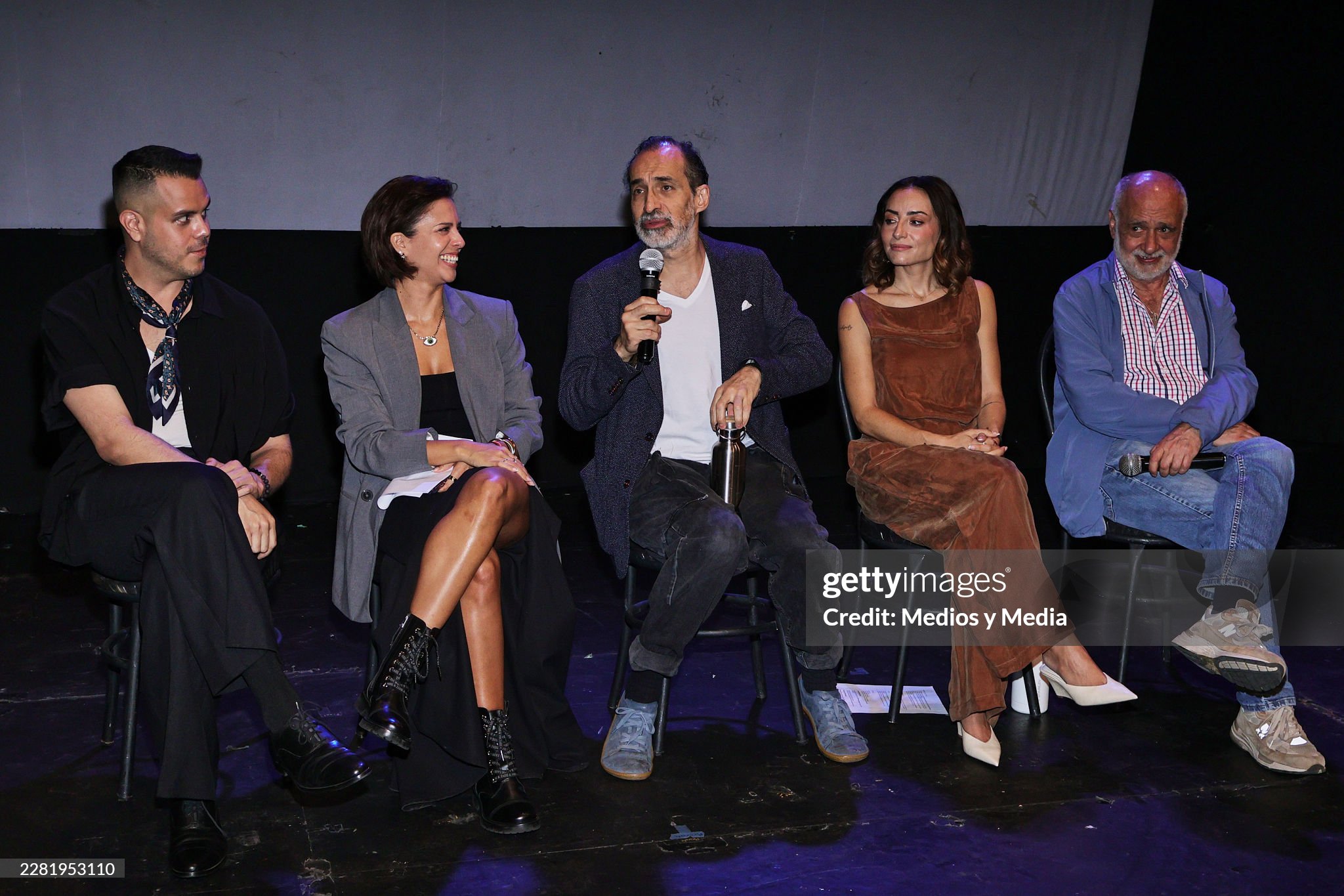 https://e.radikal.host/2026/07/03/gettyimages-2281953110-2048x2048.jpg