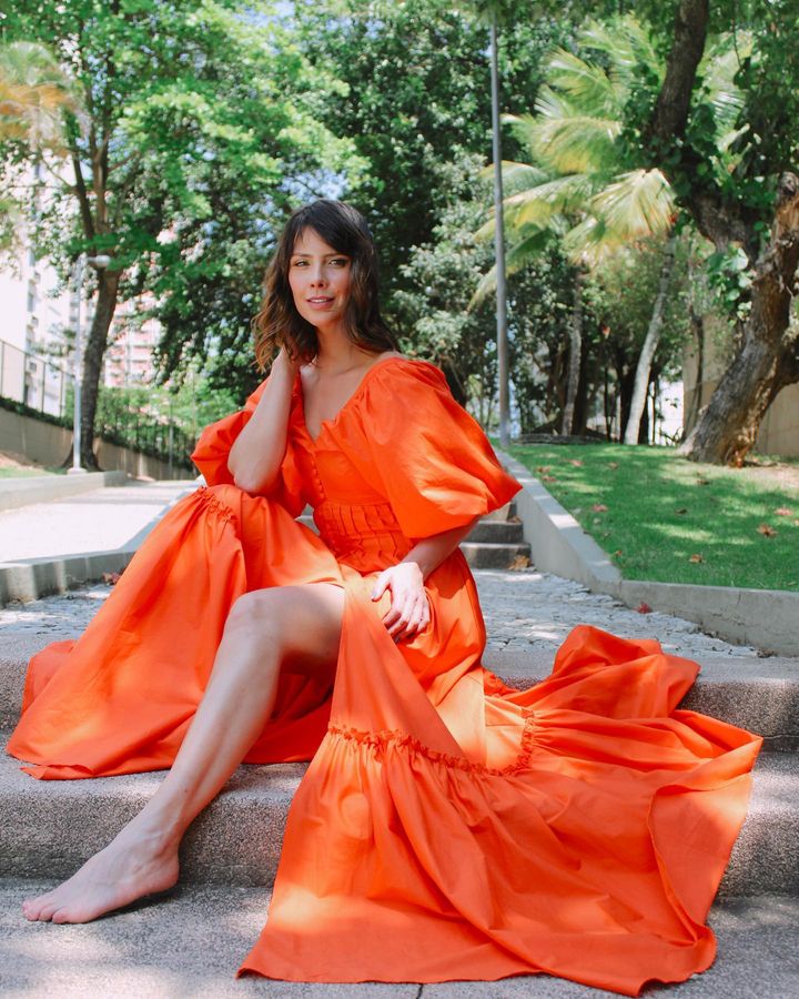 https://e.radikal.host/2026/07/06/camilarodrigues11_1700649597897.jpg