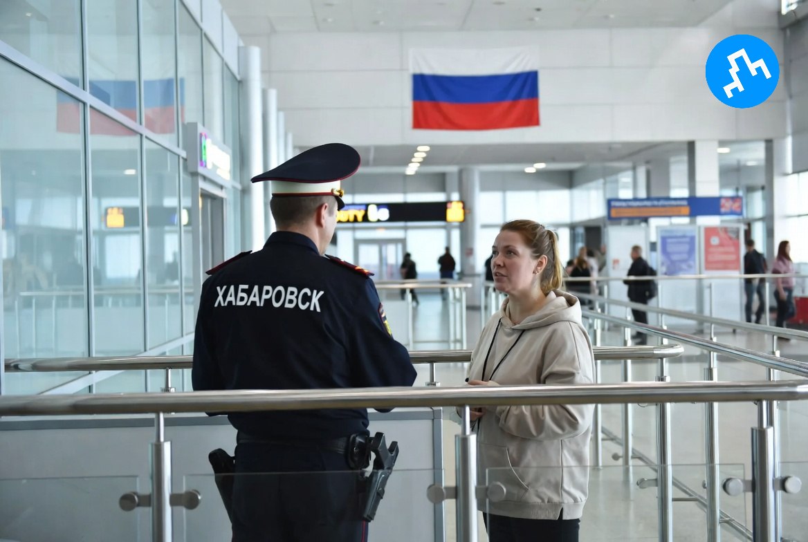 Осуждение в аэропорту: жительница края наказана за оскорбление и насилие в отношении полицейского