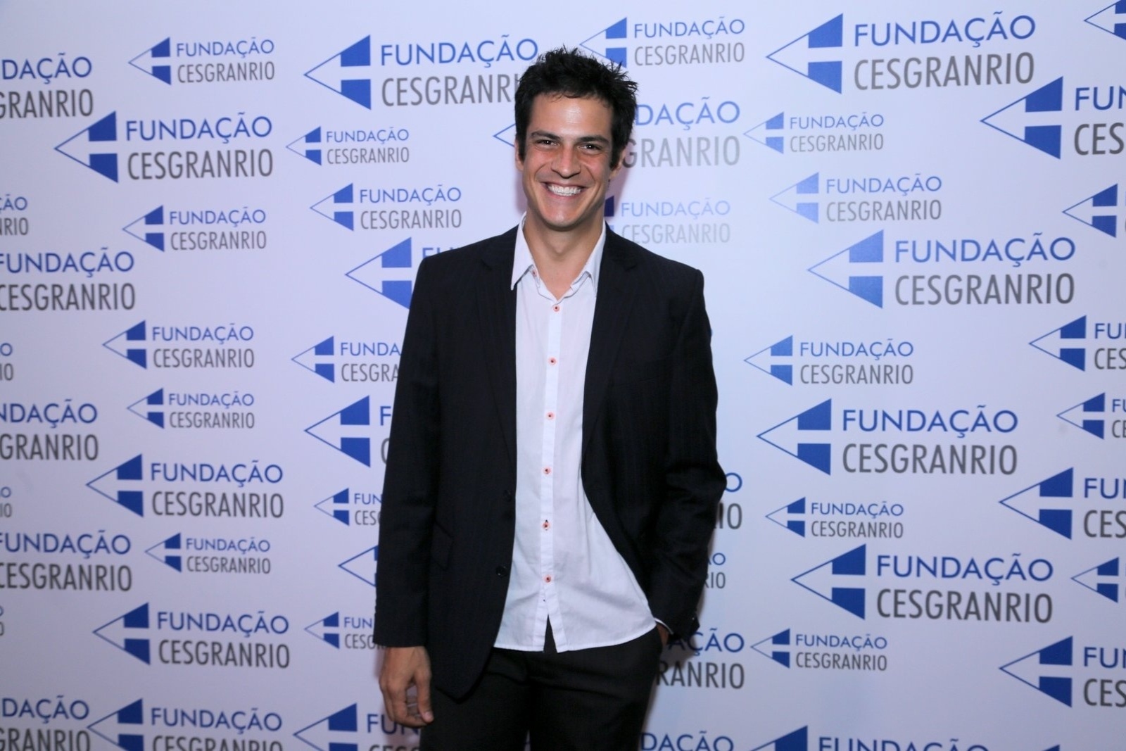 https://e.radikal.host/2026/07/13/27jan2015---mateus-solano-prestigia-a-premiacao-no-rio-1422400903515_1600x1067.jpg