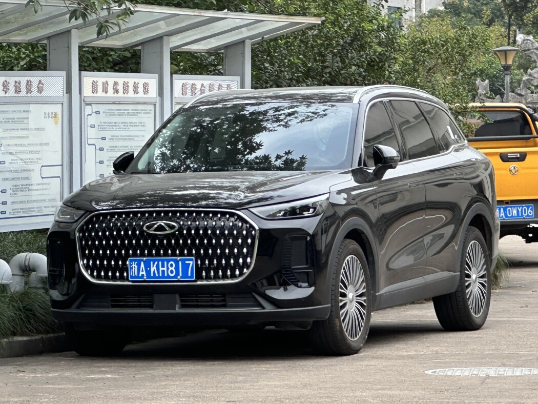 Chery_Tiggo_8L_005.jpg