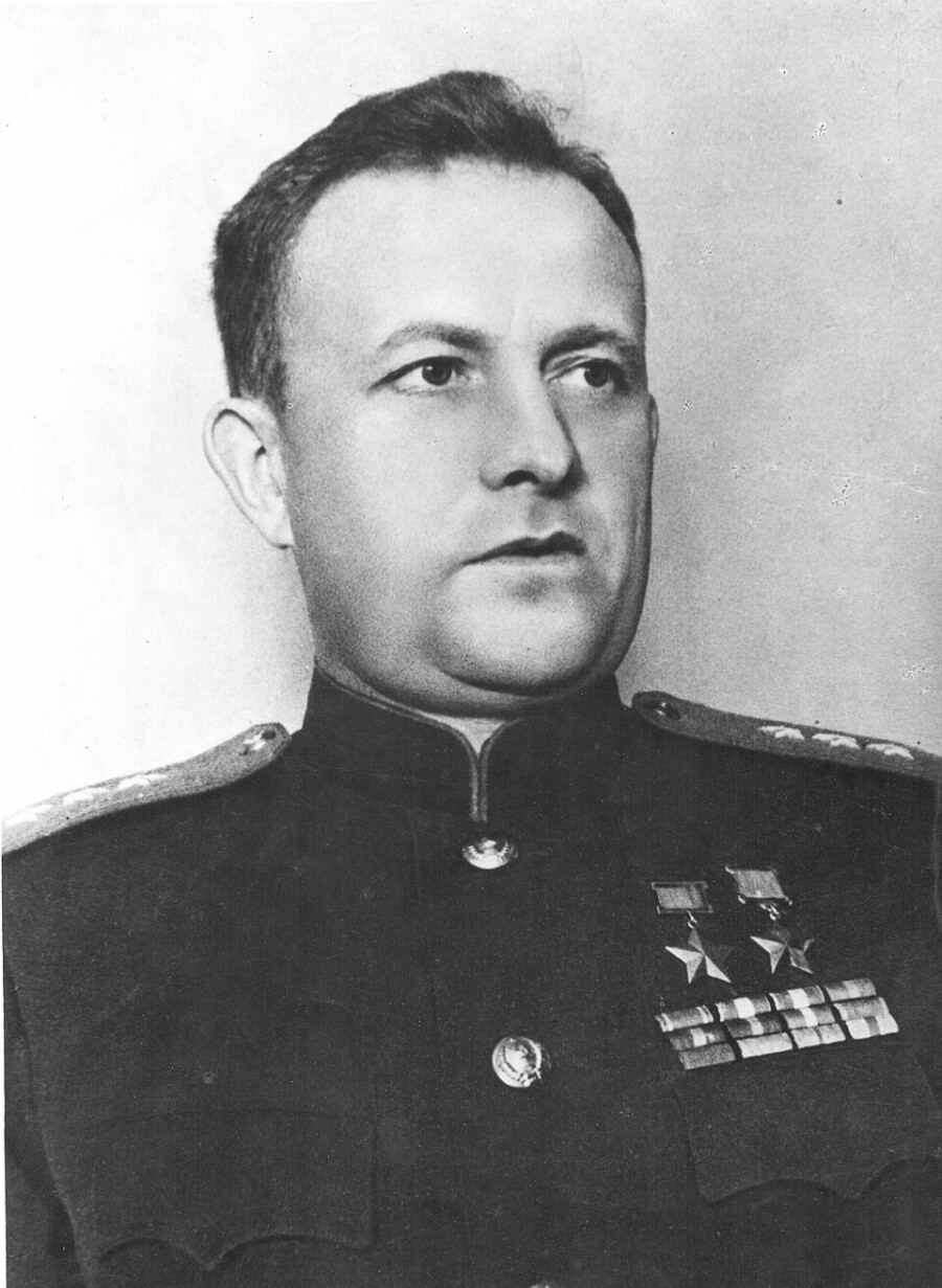Timofey_Khryukin_1945.jpg