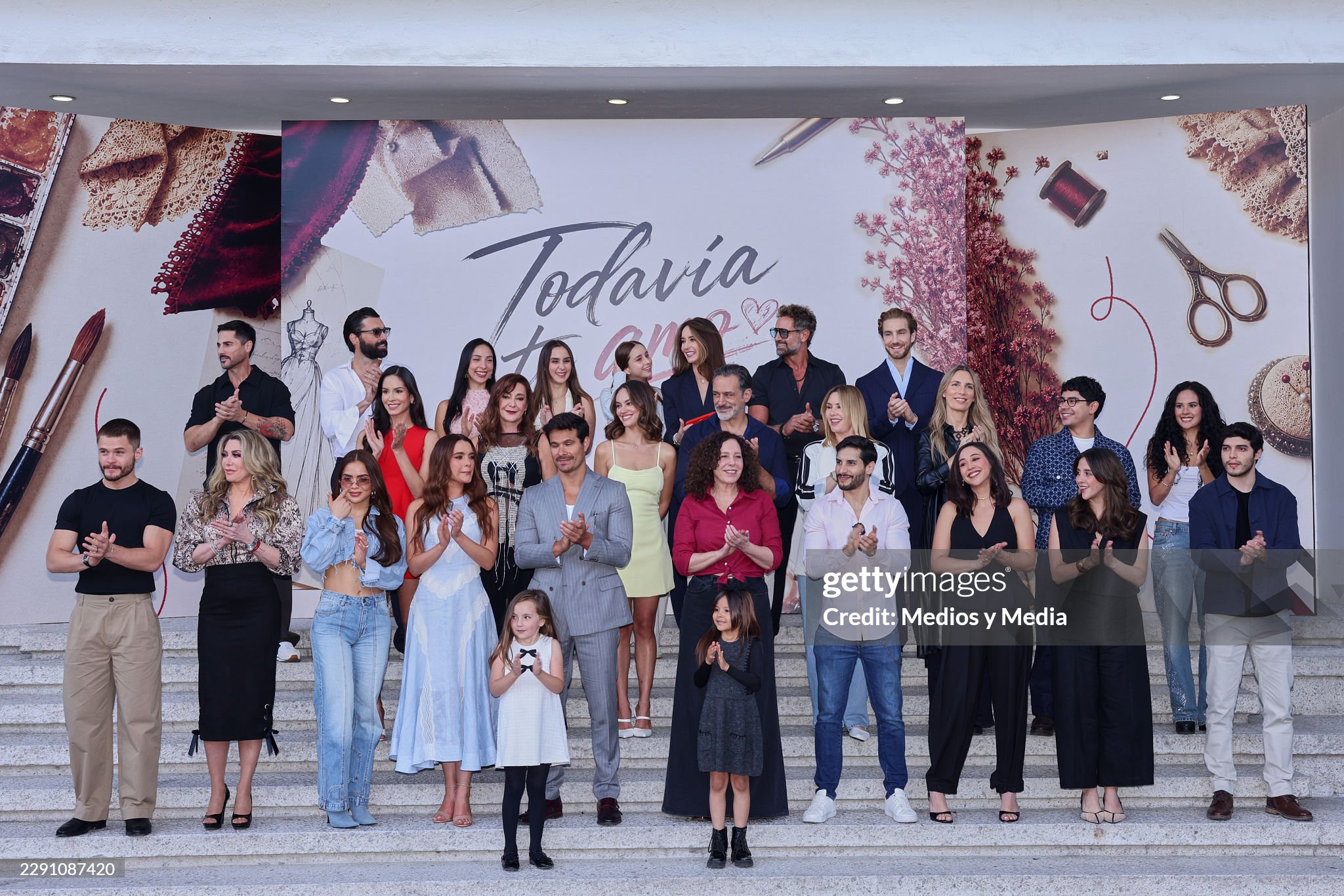 https://e.radikal.host/2026/08/22/gettyimages-2291087420-2048x2048.jpg